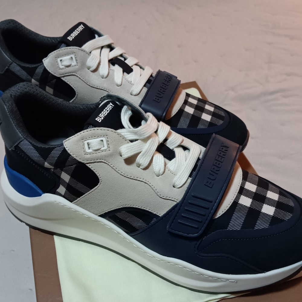 New Burberry Navy Blue and White Sneakers - Picture 3 of 5